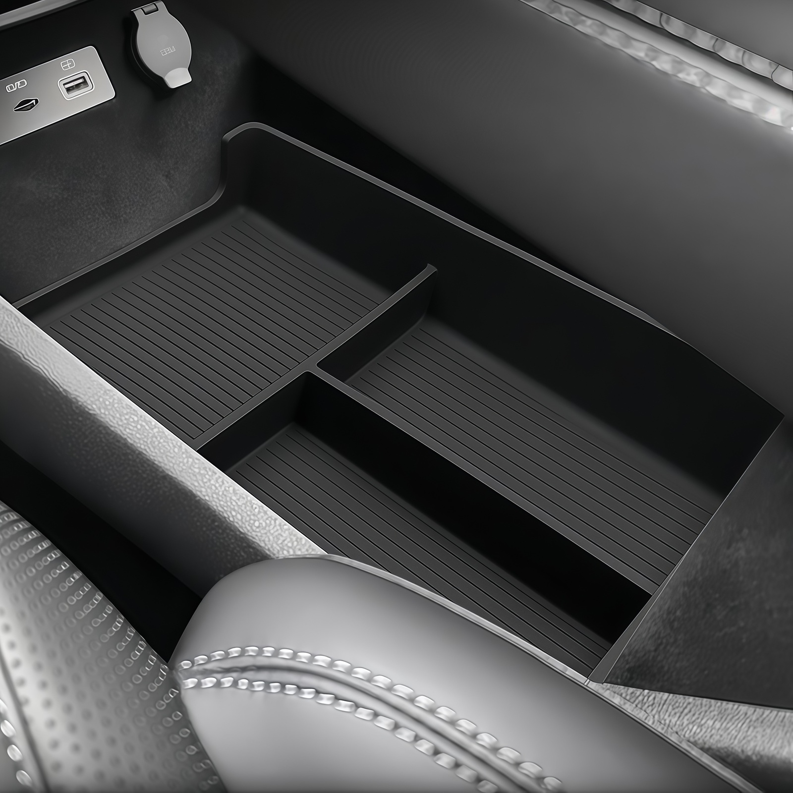 Car Accessories Website - Organizer dolnej przestrzeni konsoli środkowej do