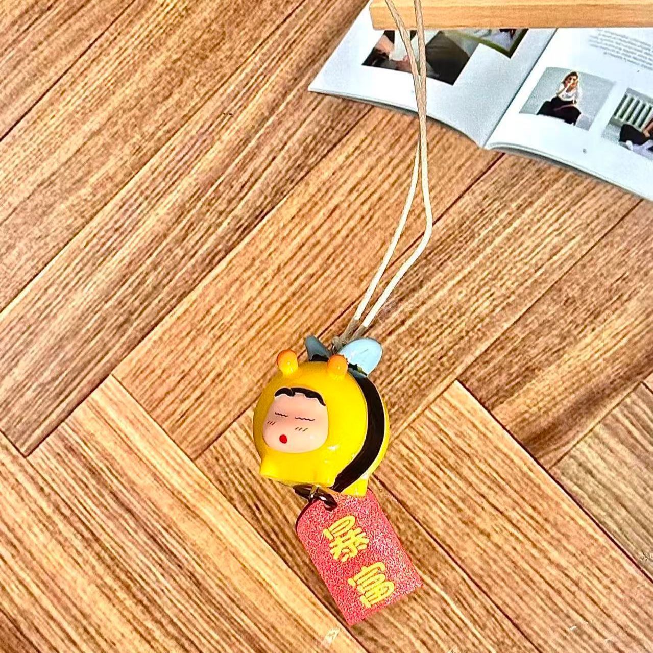 Figurka Crayon Shin-chan Bee C – Car Accessories Website recenzja i cena
