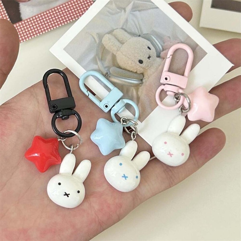 Uroczy brelok Miffy, słodki kr – Car Accessories Cute recenzja i cena